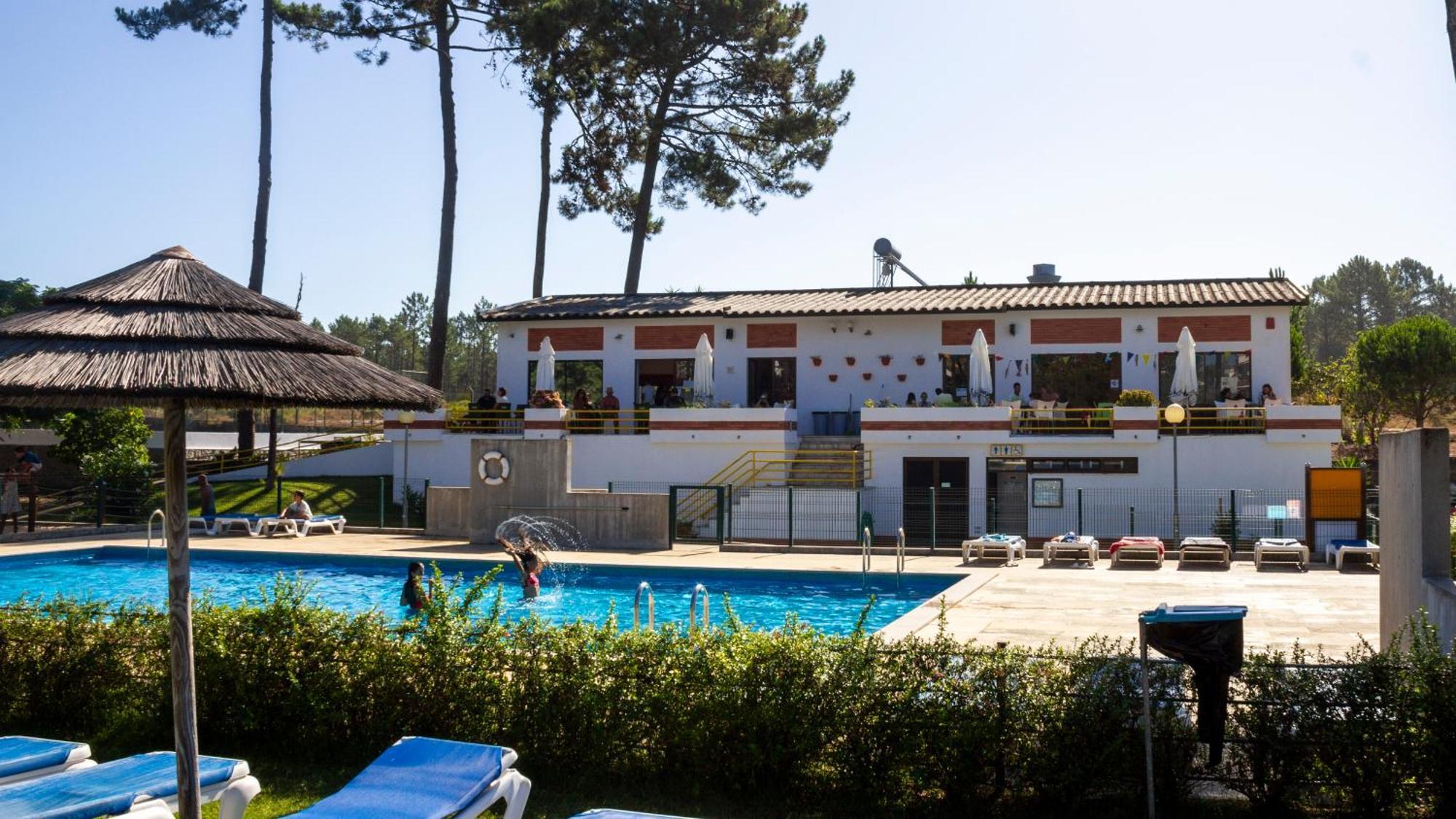 Parque De Campismo Orbitur Valado Hotel Nazare Exterior photo
