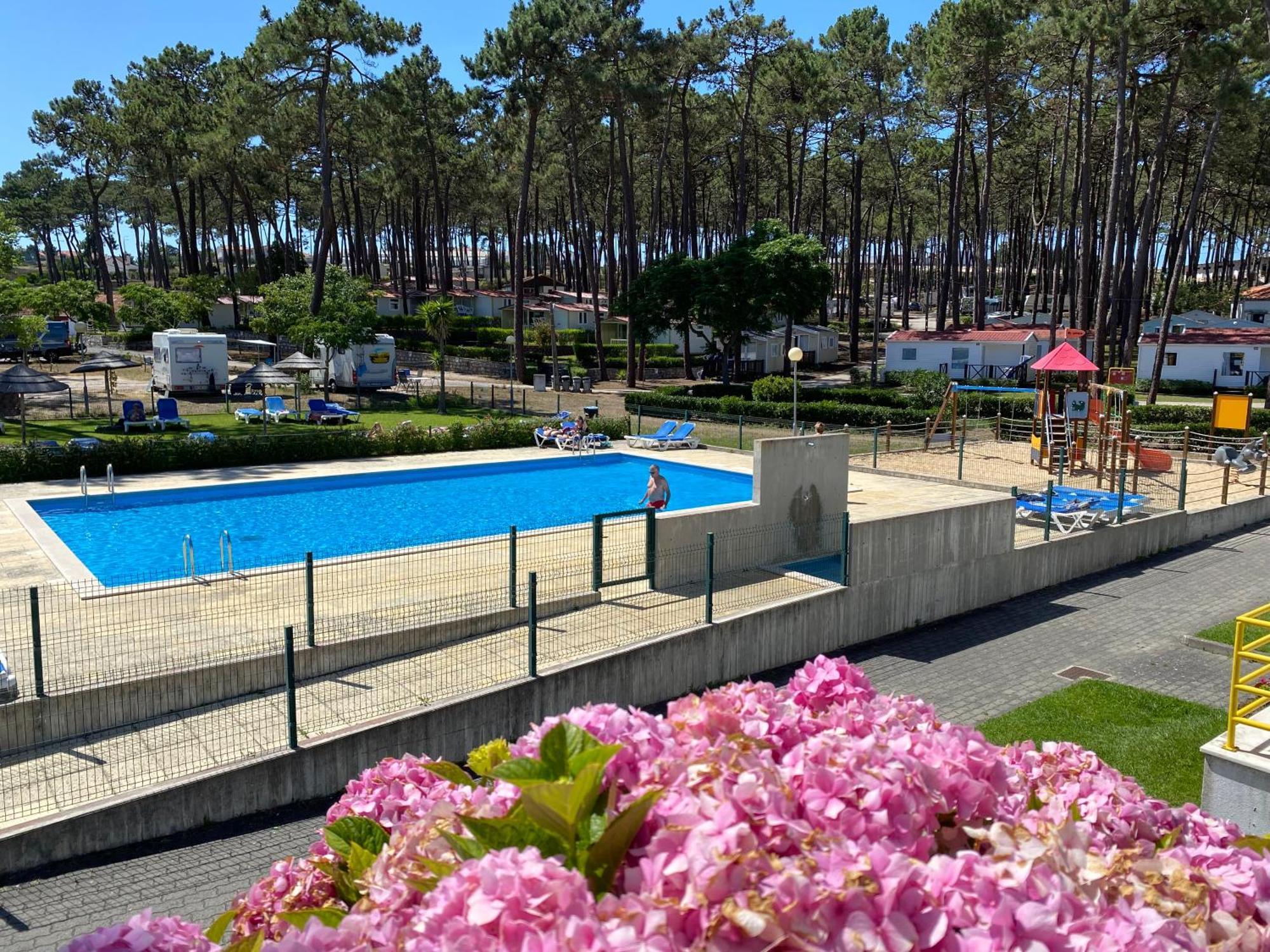 Parque De Campismo Orbitur Valado Hotel Nazare Exterior photo
